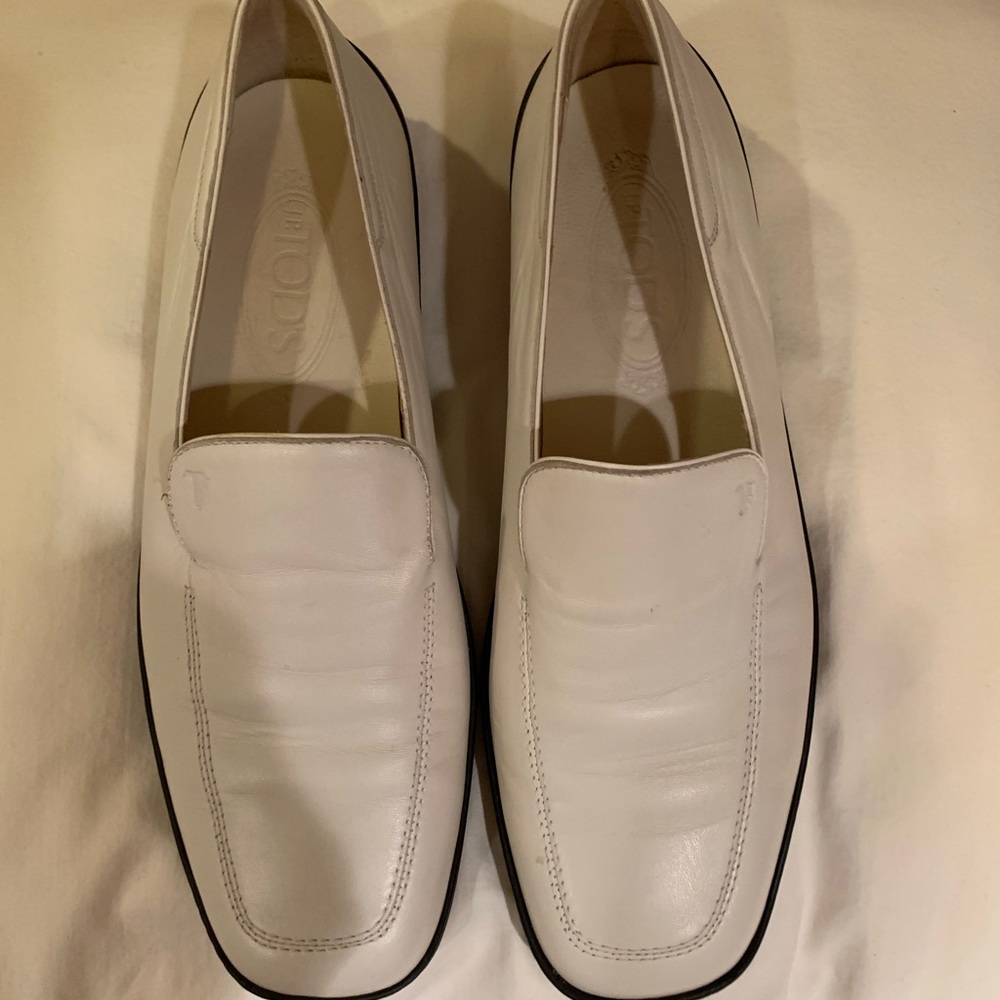 Authentic Tod’s in white size 38